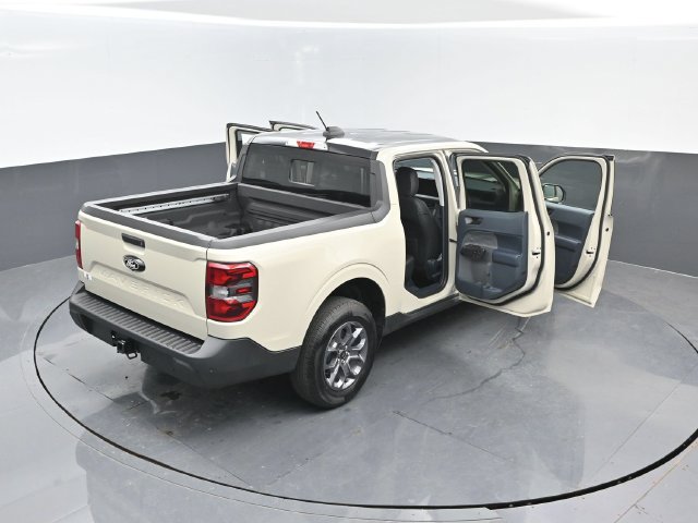 Certified 2025 Ford Maverick Lariat w/ Black Appearance Package AWD/4WD image 25