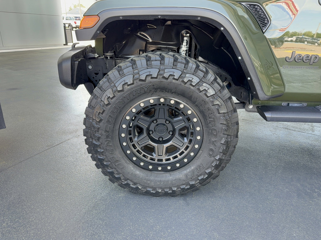 Used 2023 Jeep Gladiator Sport AWD/4WD image 33