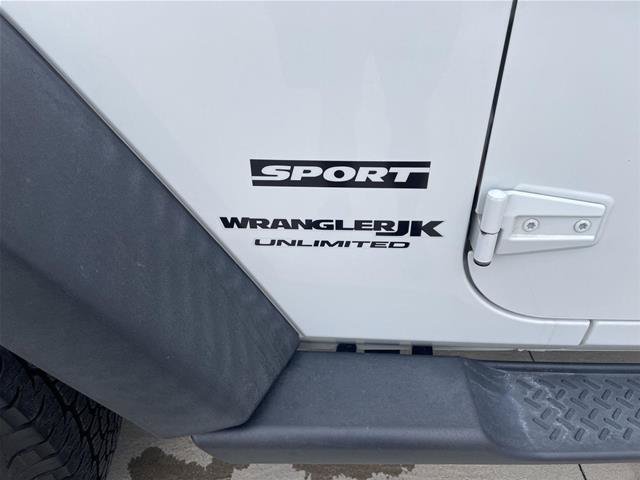 Used 2018 Jeep Wrangler Unlimited Sport S AWD/4WD image 31