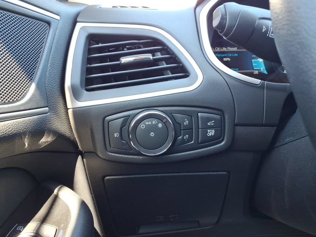 Certified 2019 Ford Edge SEL w/ Equipment Group 201A AWD/4WD image 15