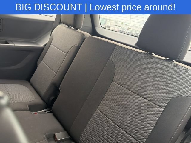 Used 2023 Chevrolet Traverse LT AWD/4WD image 19