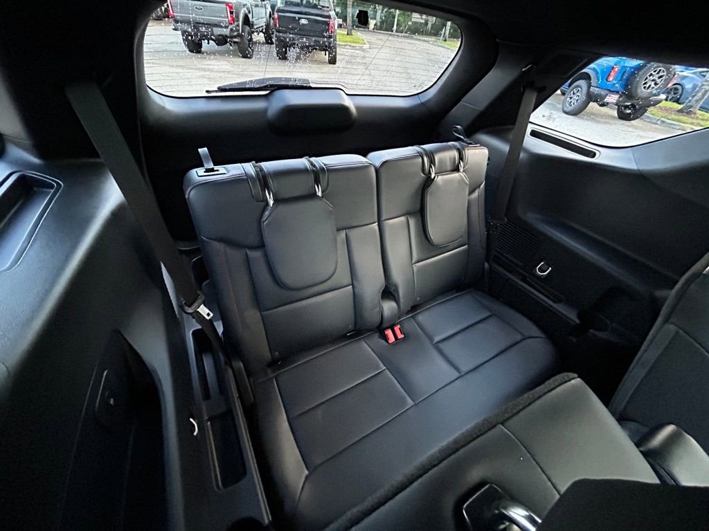 Certified 2025 Ford Explorer ST AWD/4WD image 34