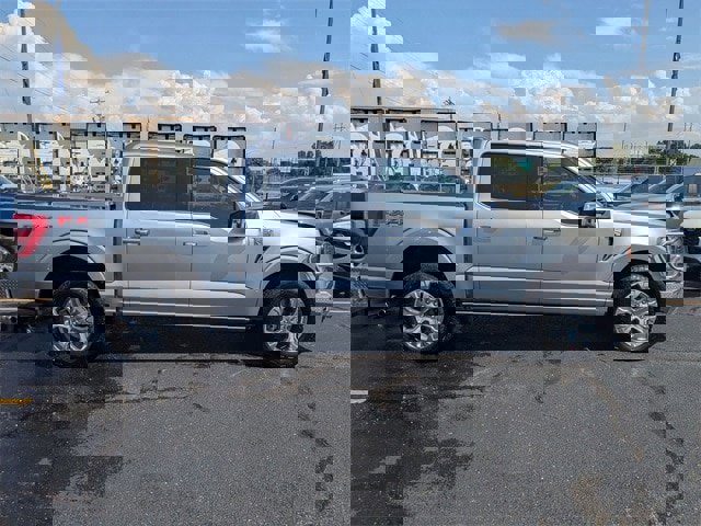 Certified 2022 Ford F150 Platinum w/ Equipment Group 701A High image 5