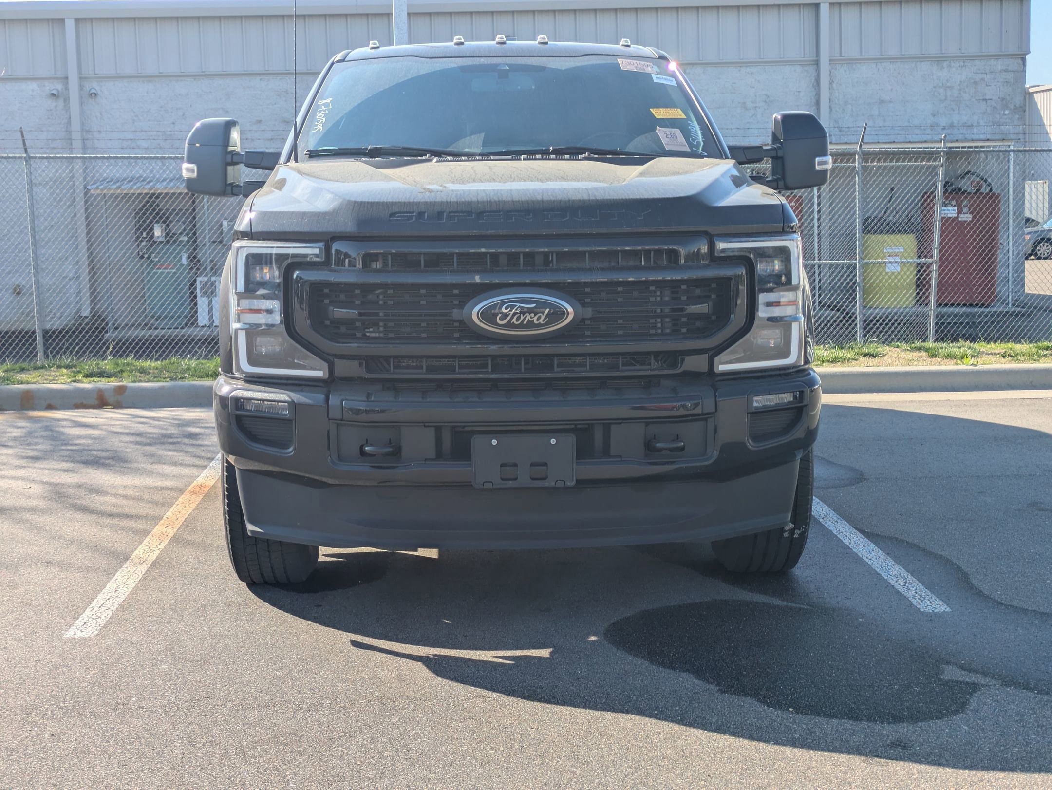 Certified 2022 Ford F350 Lariat w/ Black Appearance Package image 4