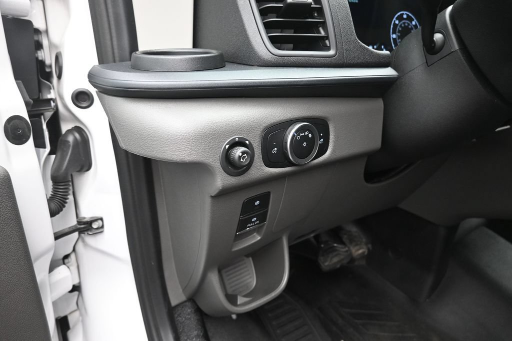 Certified 2025 Ford Transit 150 Low Roof AWD image 13
