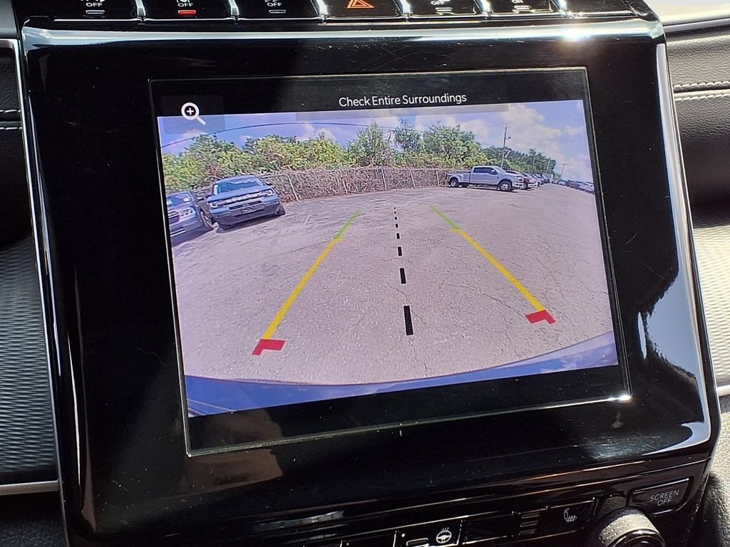 Used 2023 Jeep Grand Cherokee Altitude AWD/4WD image 10