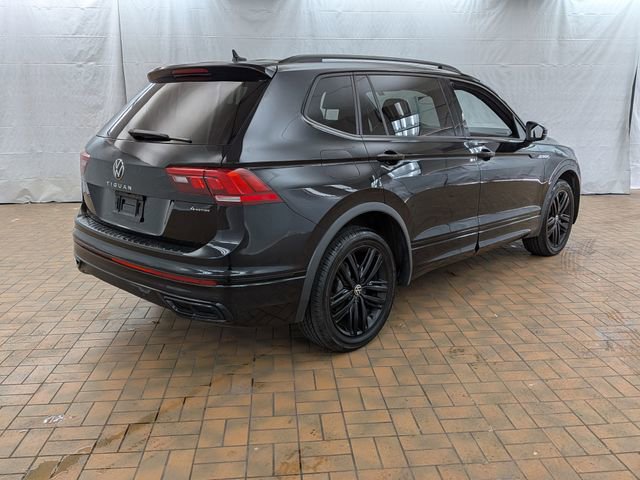 Used 2022 Volkswagen Tiguan SE R-Line image 5