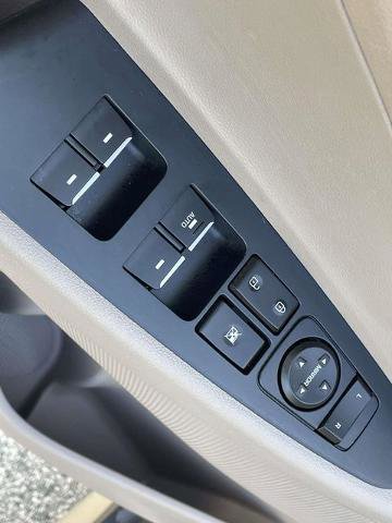 Used 2019 Hyundai Tucson Limited w/ Cargo Package image 15