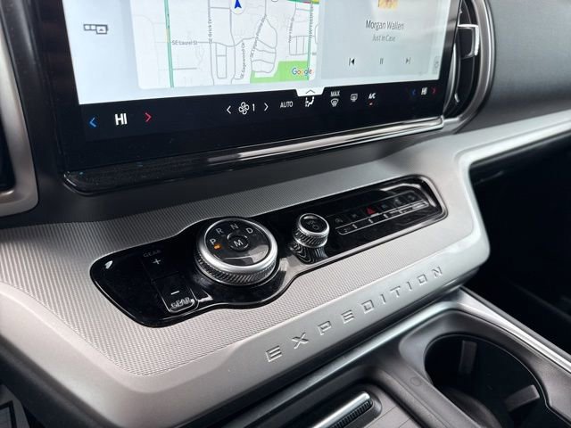 Certified 2025 Ford Expedition Active image 31