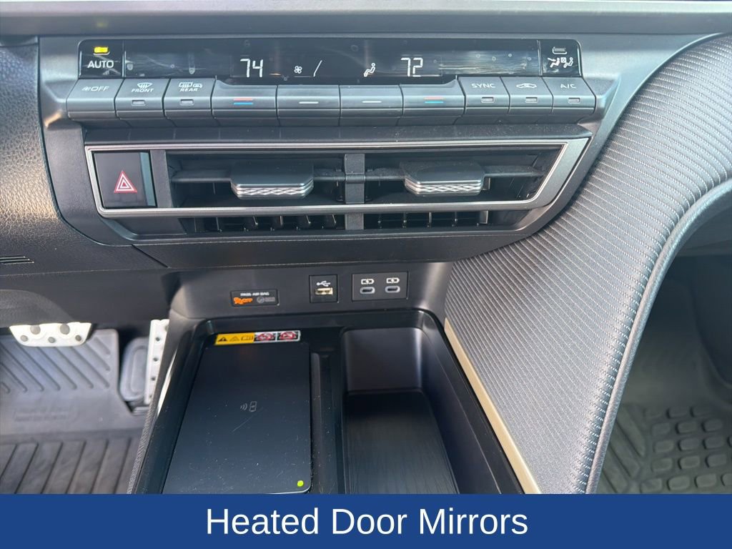 Used 2025 Toyota Camry SE w/ Multimedia Upgrade Package image 25