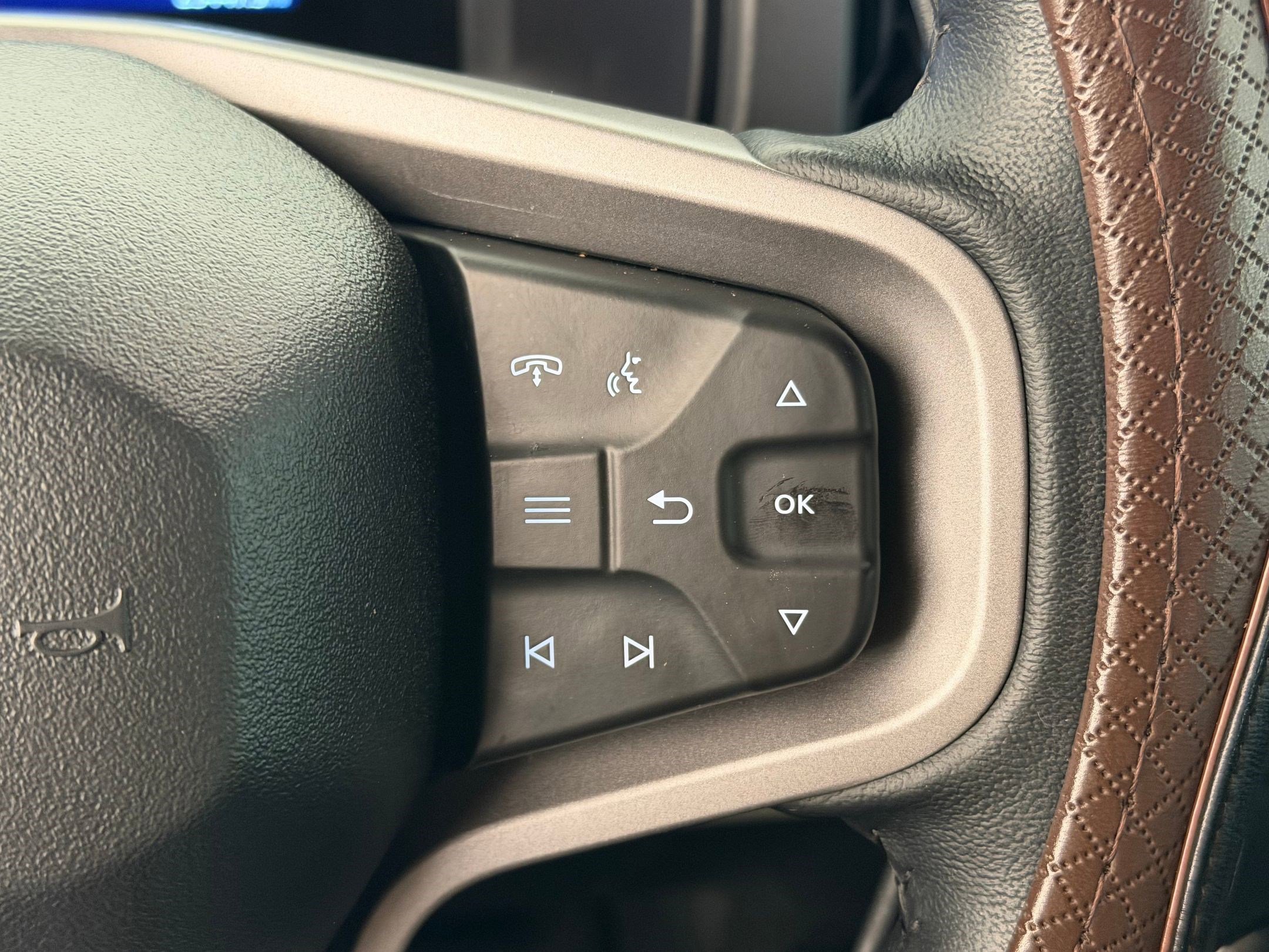 Certified 2024 Ford Bronco Wildtrak image 24