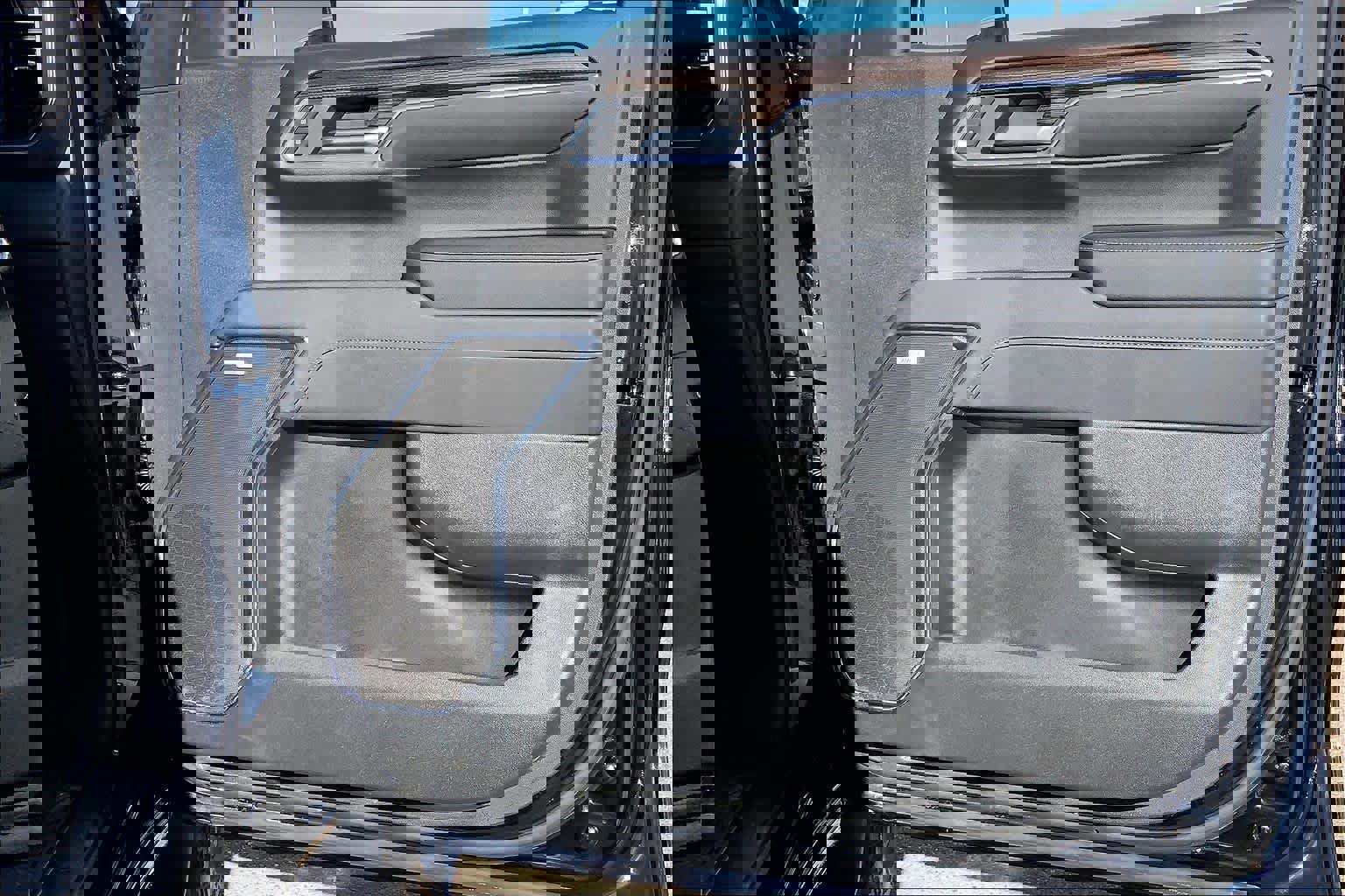 Used 2023 Chevrolet Silverado 1500 RST w/ Convenience Package II image 22