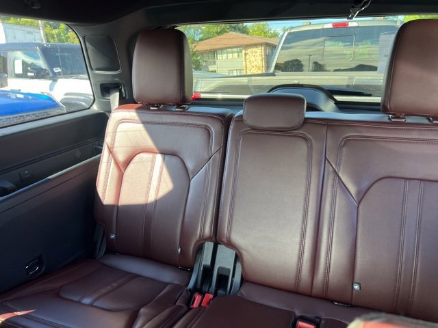 Certified 2023 Ford Expedition Limited image 22