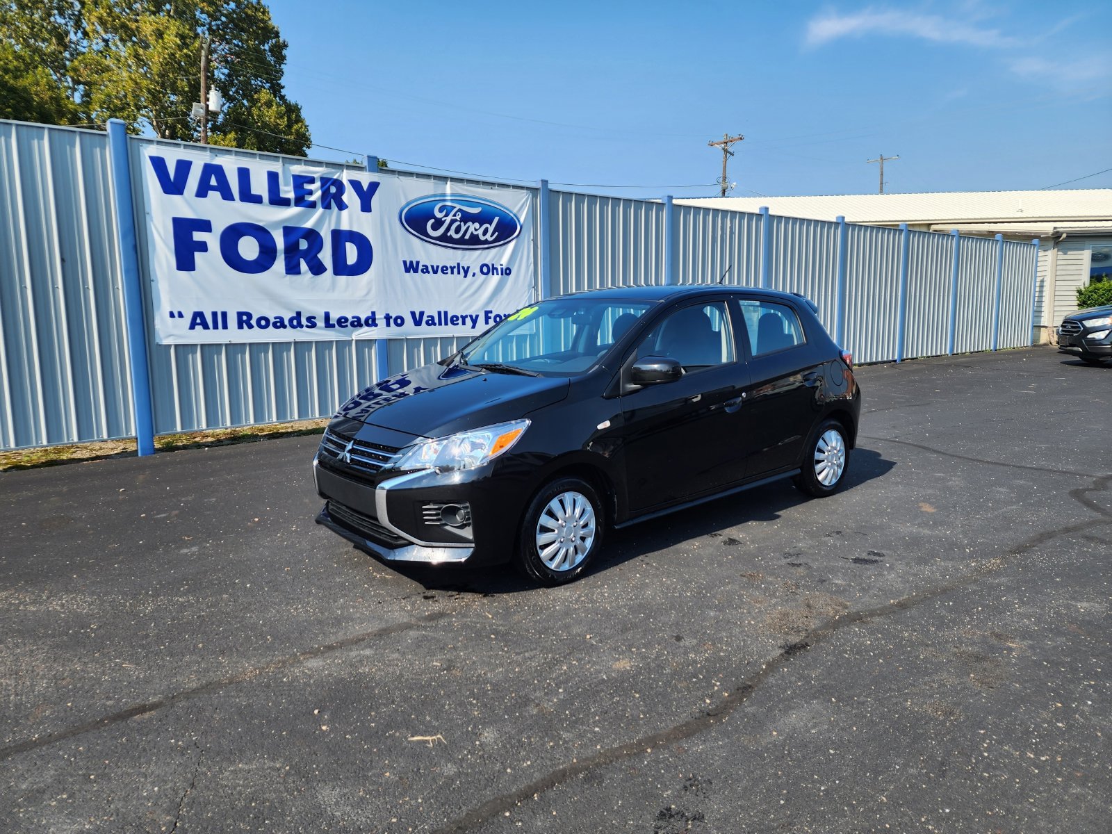Used 2024 Mitsubishi Mirage ES FWD image 1