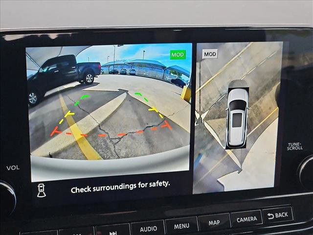 Used 2023 Nissan Pathfinder Platinum image 14