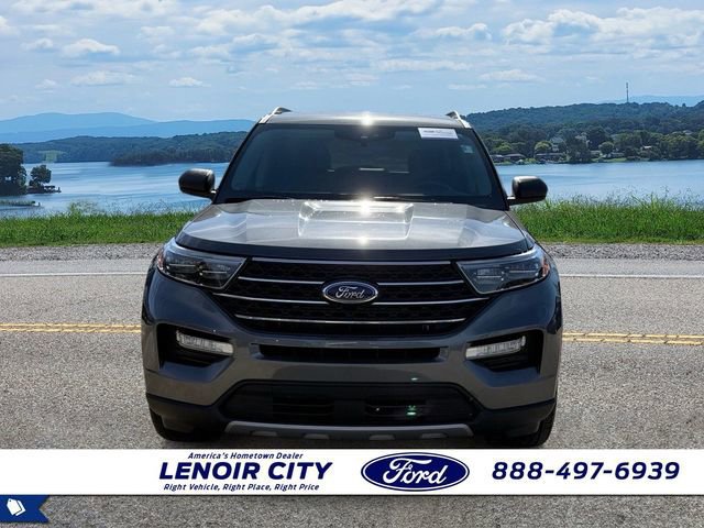 Certified 2022 Ford Explorer XLT w/ Equipment Group 202A image 8