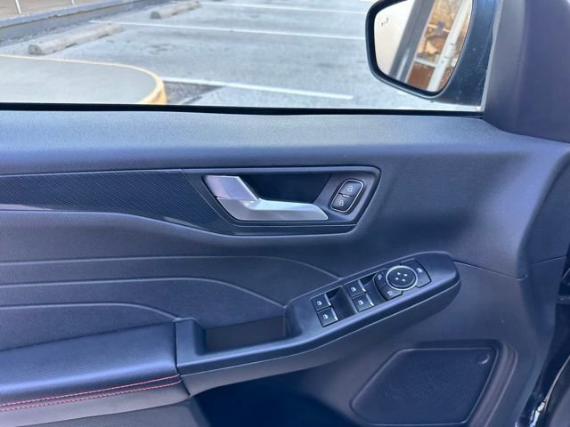 Certified 2023 Ford Escape ST-Line w/ Tech Pack #1 image 32