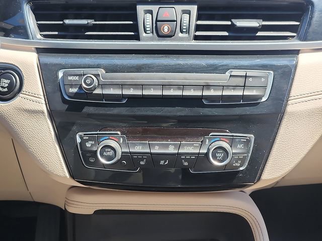 Used 2022 BMW X1 xDrive28i w/ Convenience Package AWD/4WD image 17