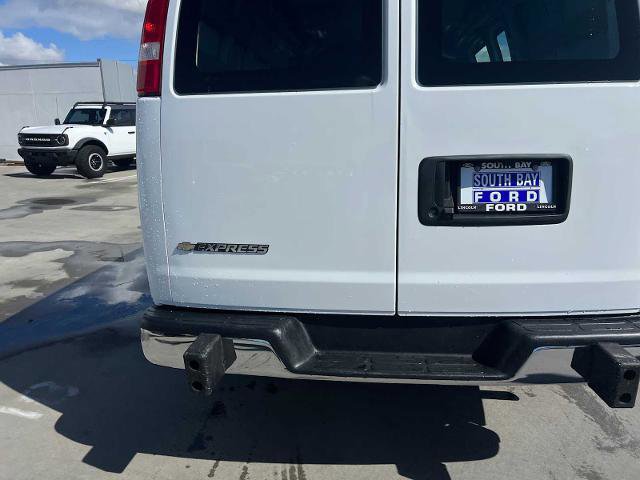 Used 2024 Chevrolet Express 2500 WORK VAN w/ Driver Convenience Package image 6