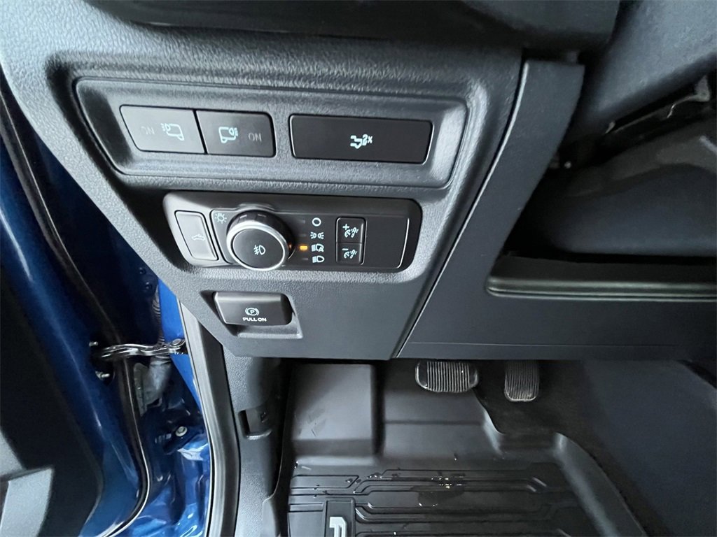 Certified 2022 Ford F150 XLT w/ Equipment Group 302A High image 19