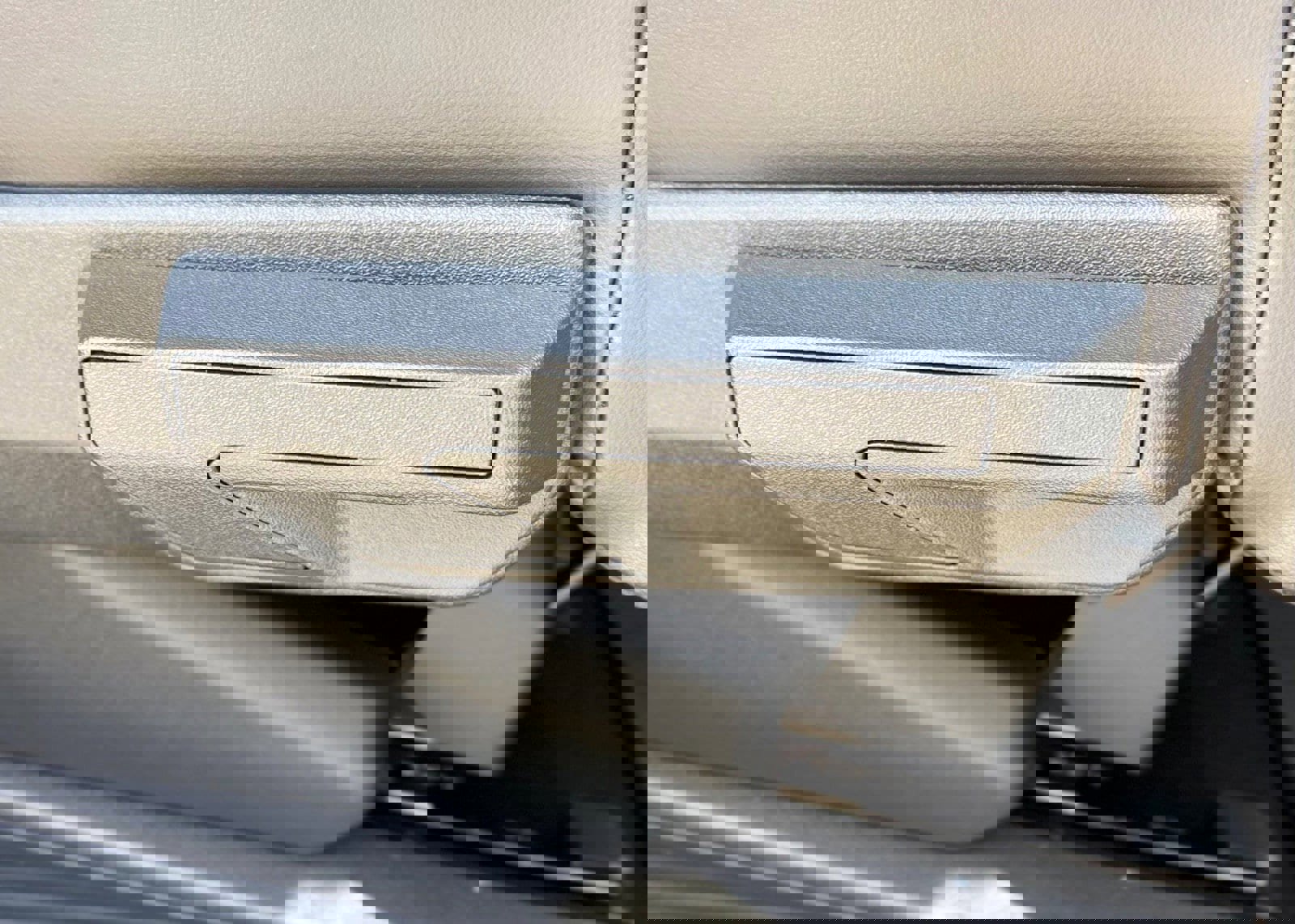 Certified 2025 Ford Expedition Max Platinum w/ Stealth Performance Package image 36