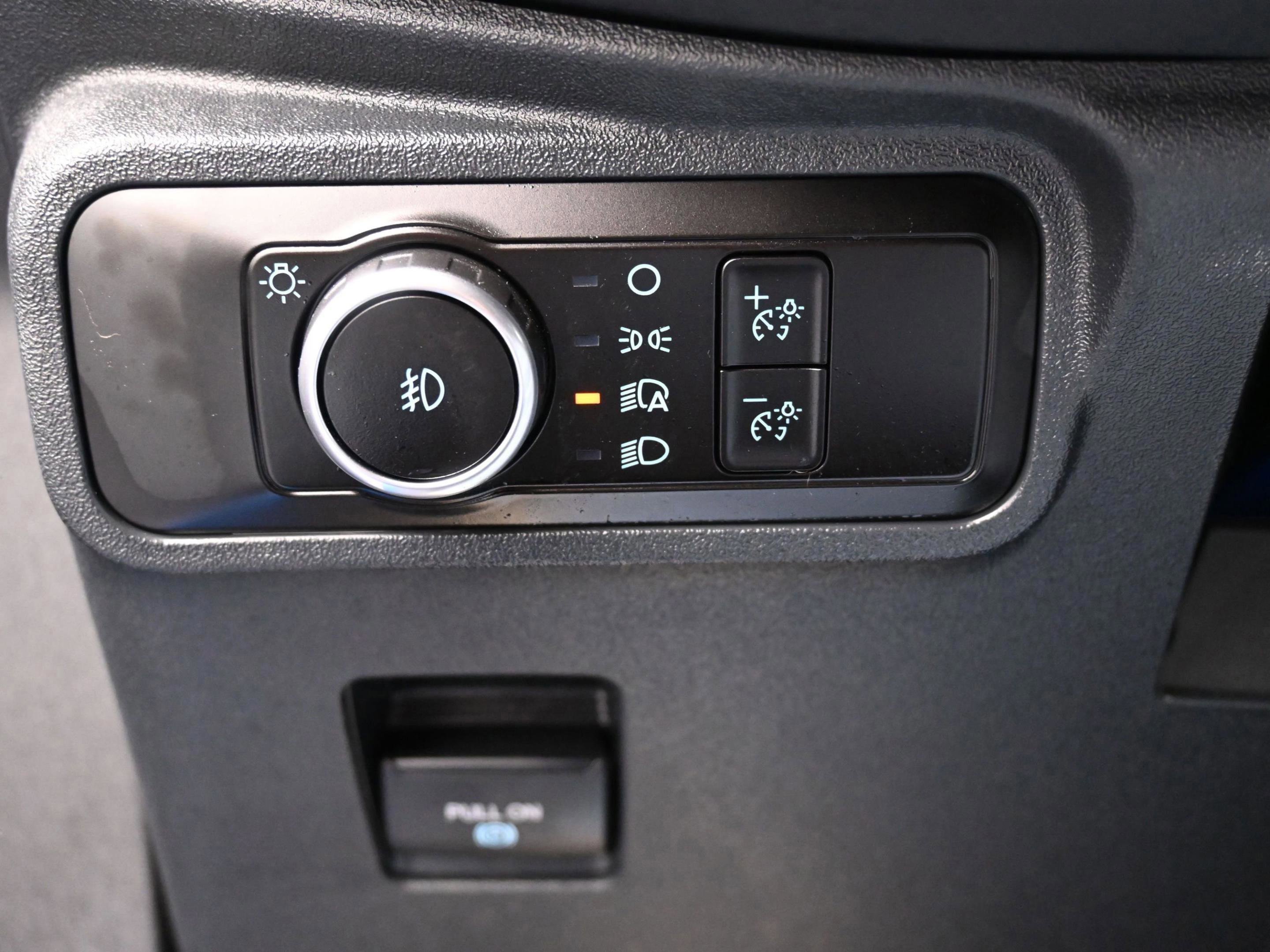 Certified 2025 Ford Bronco Badlands AWD/4WD image 40