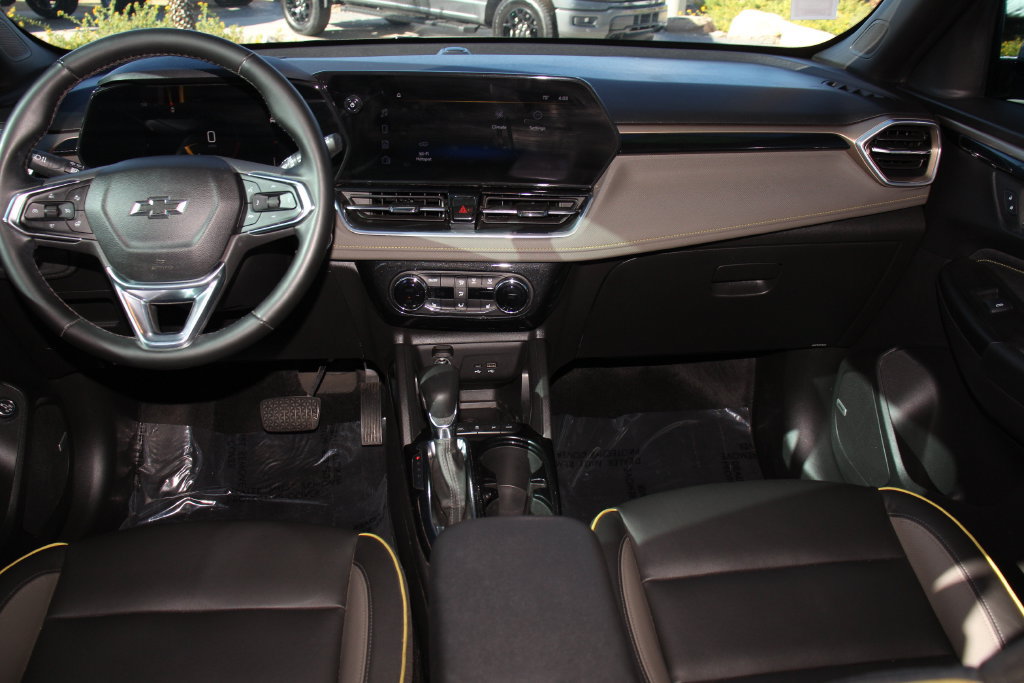 Used 2024 Chevrolet TrailBlazer ACTIV w/ Convenience Package AWD/4WD image 19