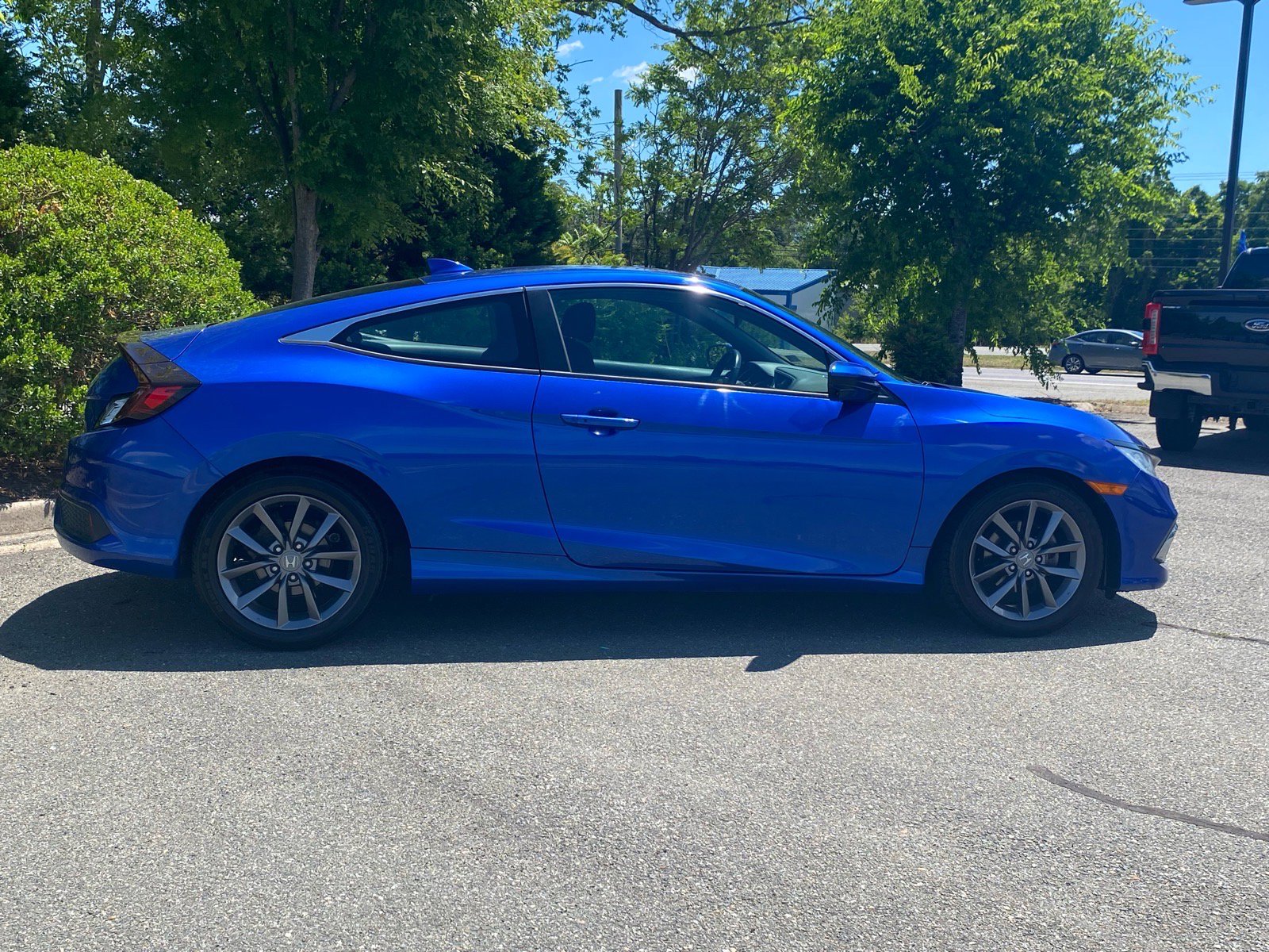 Used 2019 Honda Civic EX image 3