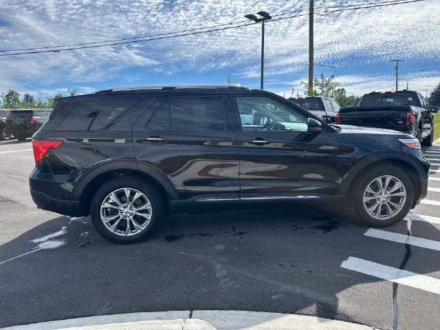 Certified 2023 Ford Explorer Limited AWD/4WD image 6