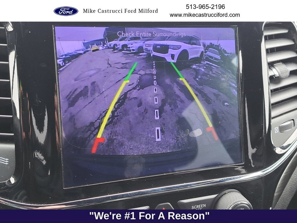 Used 2019 Jeep Grand Cherokee Altitude image 13