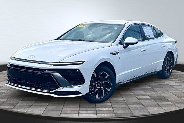Used 2025 Hyundai Sonata SEL FWD image 12
