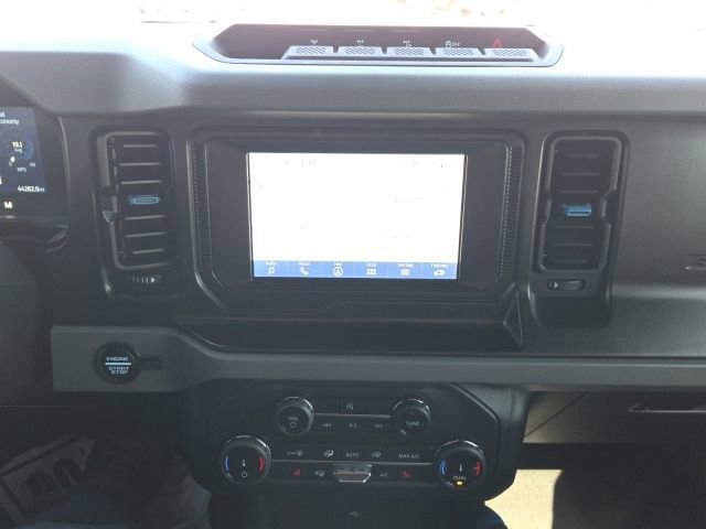 Certified 2022 Ford Bronco Black Diamond w/ Sasquatch Package image 25