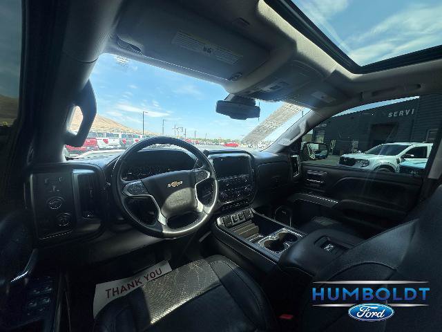 Used 2017 Chevrolet Silverado 1500 LTZ Z71 w/ LTZ Plus Package AWD/4WD image 16