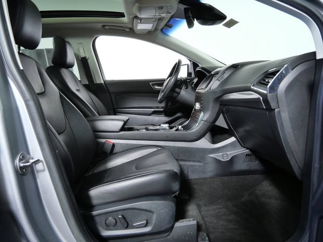 Certified 2020 Ford Edge Titanium w/ Equipment Group 301A AWD/4WD image 11