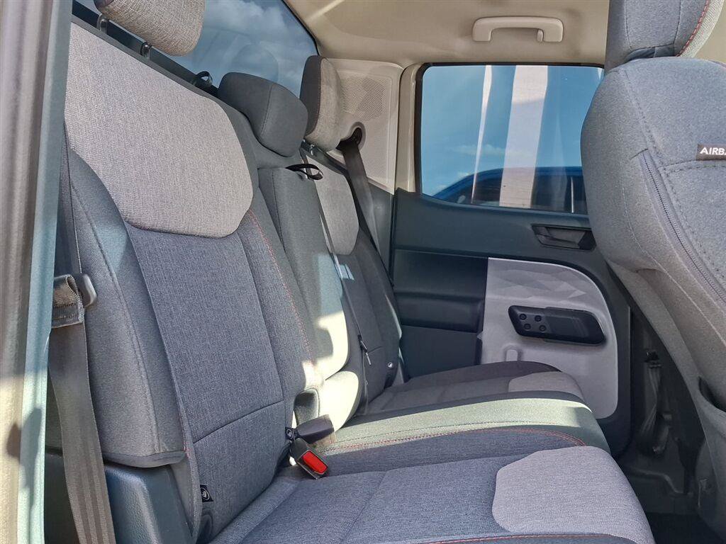 Certified 2024 Ford Maverick XLT FWD image 32