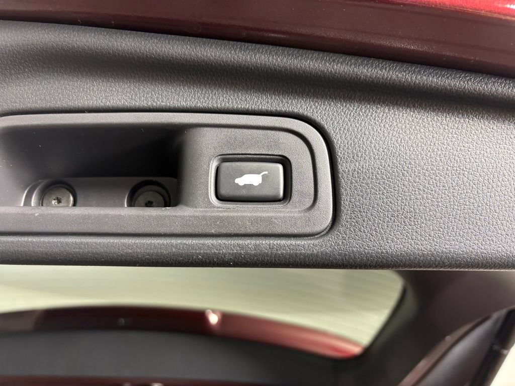 Used 2022 Honda Pilot Touring image 35