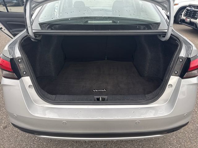 Used 2023 Nissan Versa SV image 26