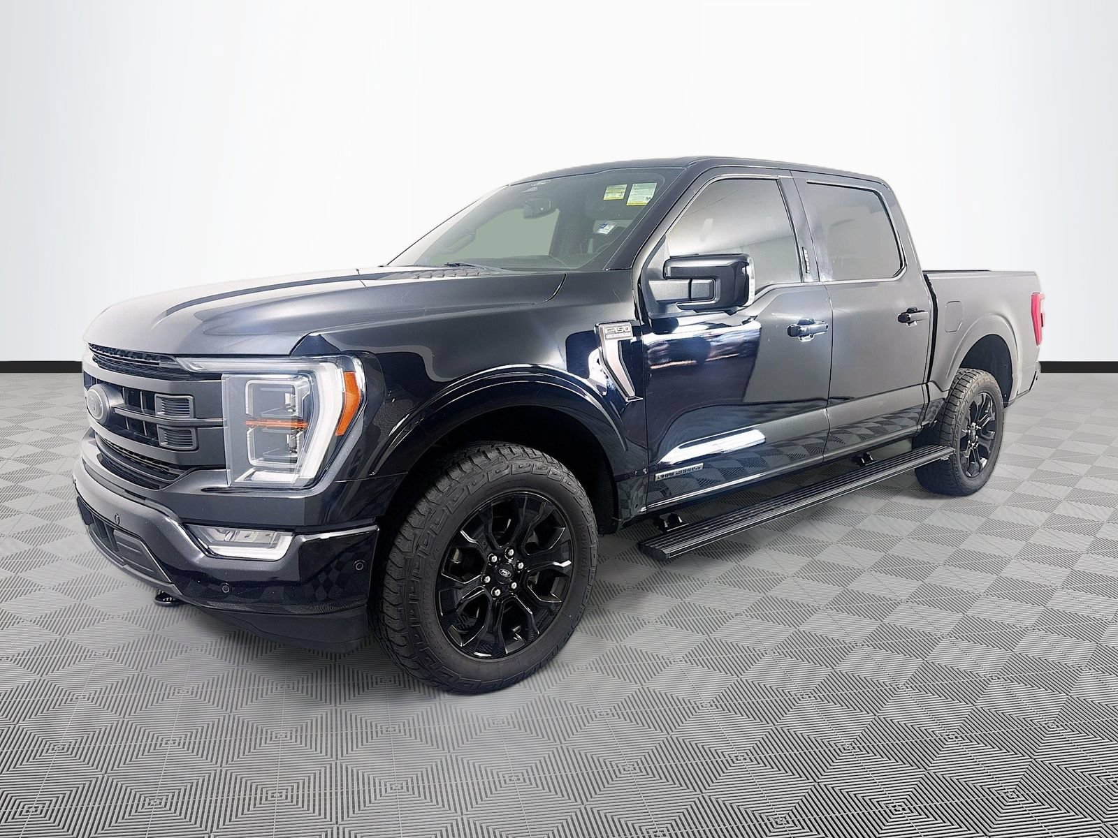Certified 2022 Ford F150 Platinum w/ Equipment Group 701A High AWD/4WD image 3