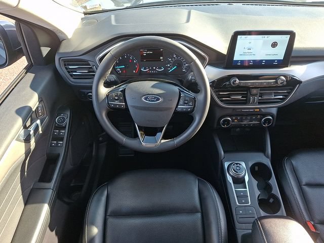 Certified 2022 Ford Escape SEL FWD image 11