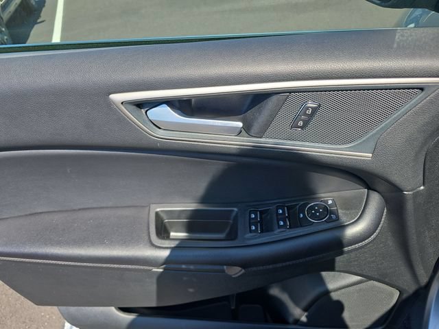 Certified 2024 Ford Edge SEL AWD/4WD image 13