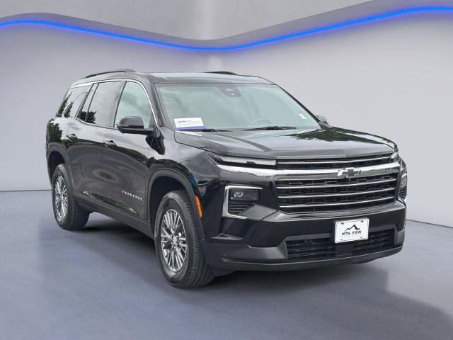 Used 2024 Chevrolet Traverse LT FWD image 5