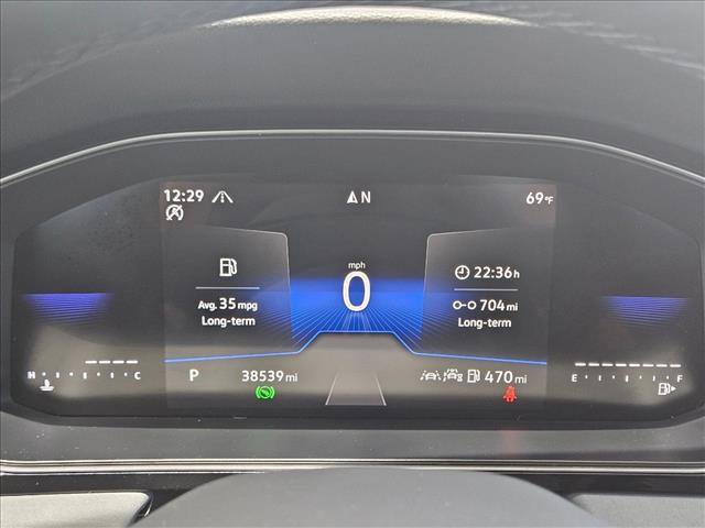 Used 2025 Volkswagen Jetta SE FWD image 11