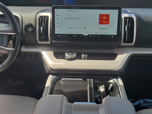 Certified 2025 Ford Expedition Max Active AWD/4WD image 23