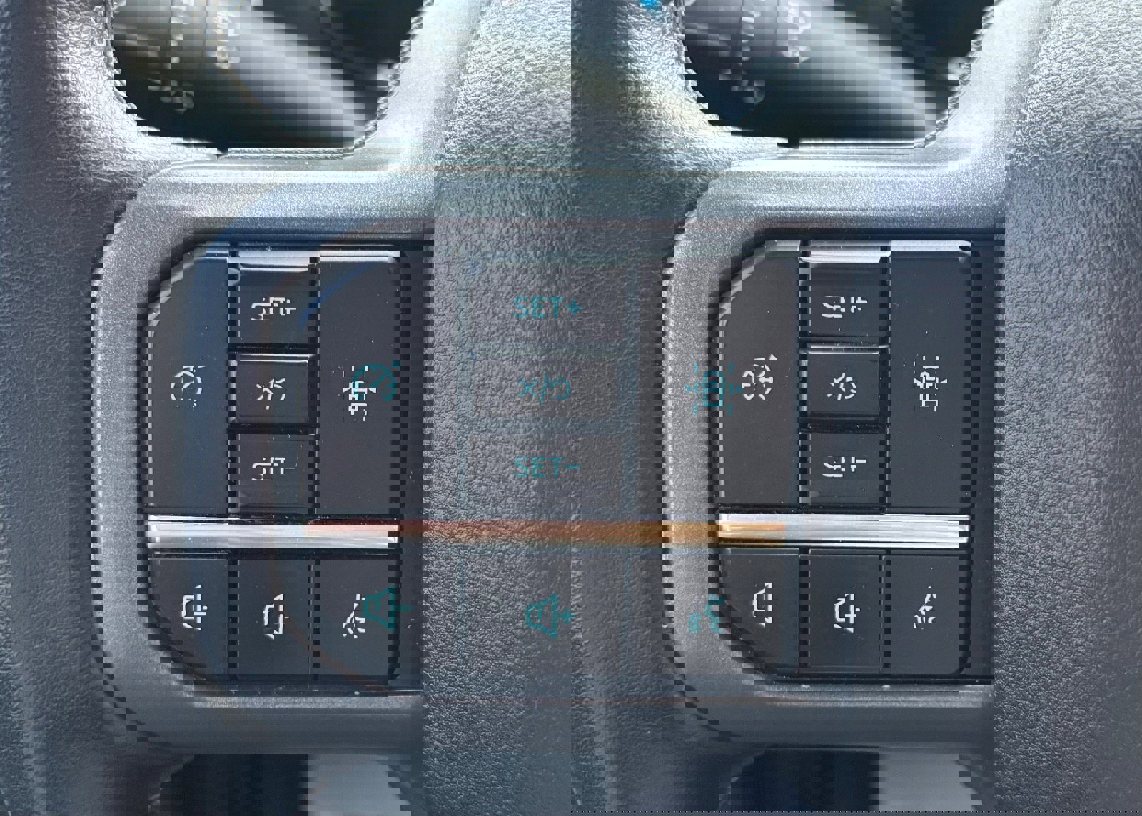 Certified 2023 Ford F150 XLT w/ Equipment Group 302A High image 40