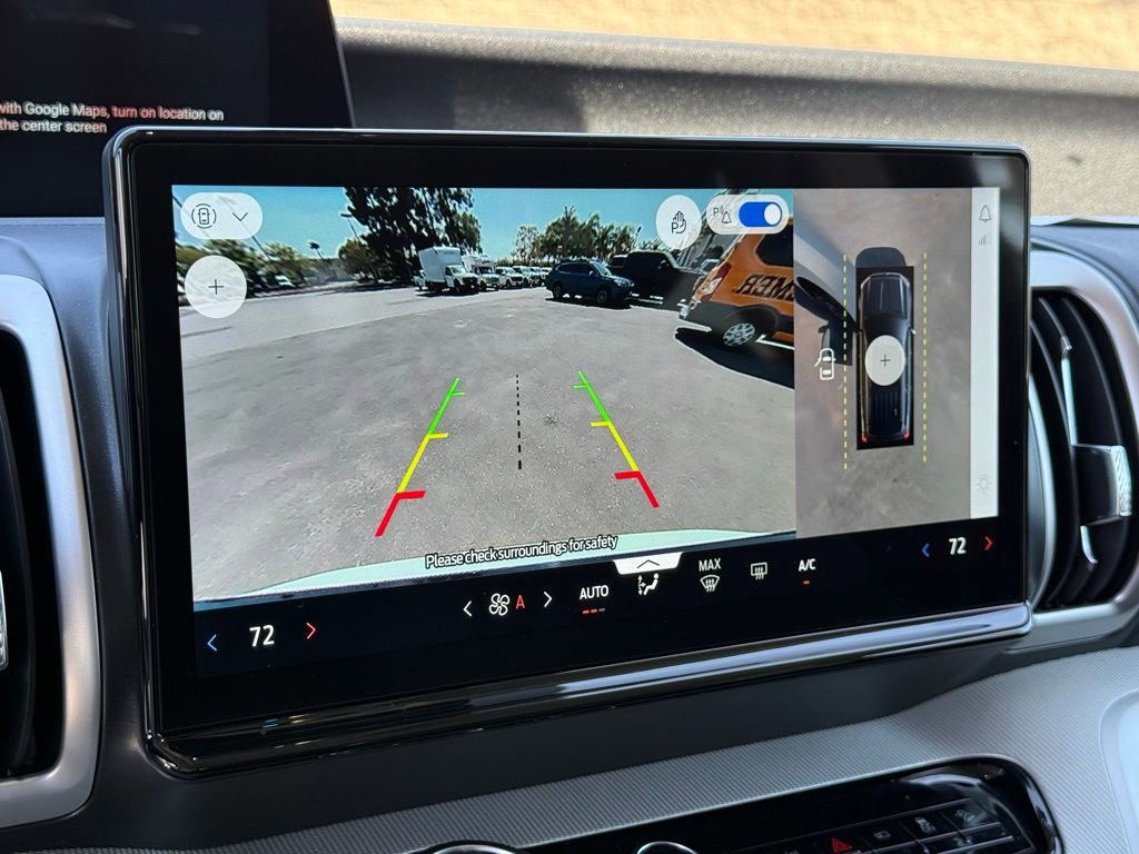 Certified 2025 Ford Expedition Active image 10