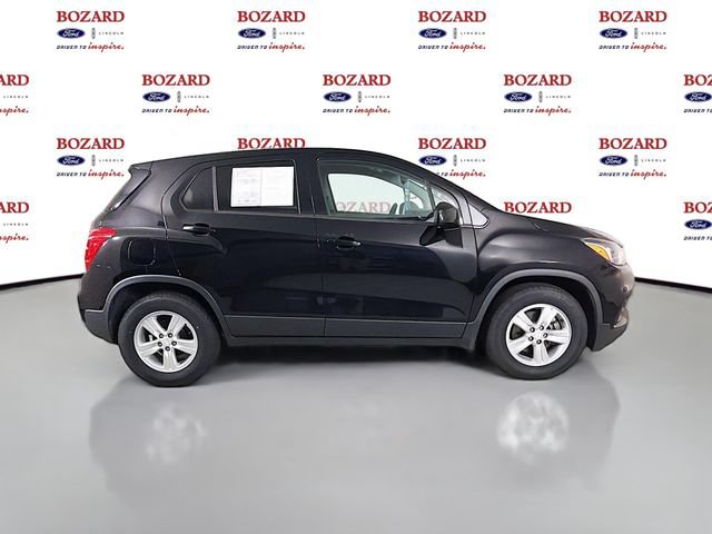 Used 2020 Chevrolet Trax LS w/ Tint and Cruise Package FWD image 9