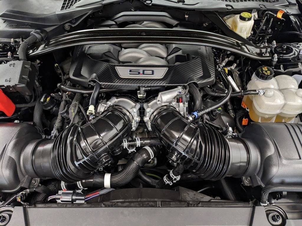 Certified 2025 Ford Mustang GT Premium RWD image 31