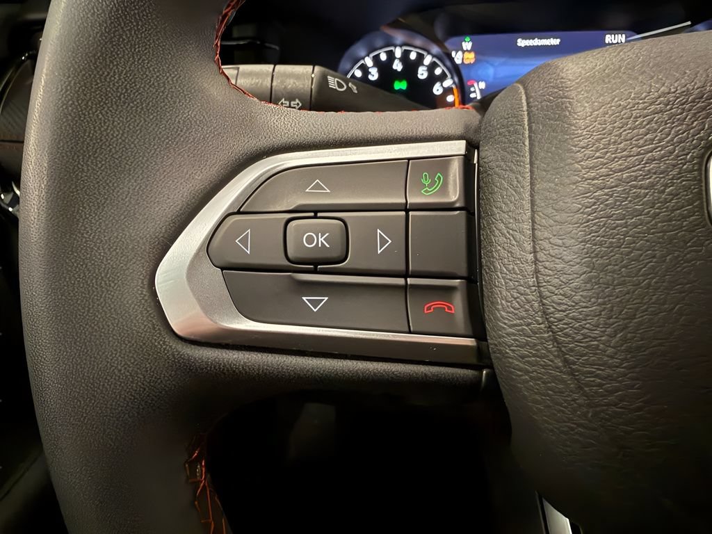 Used 2024 Jeep Compass Trailhawk AWD/4WD image 24