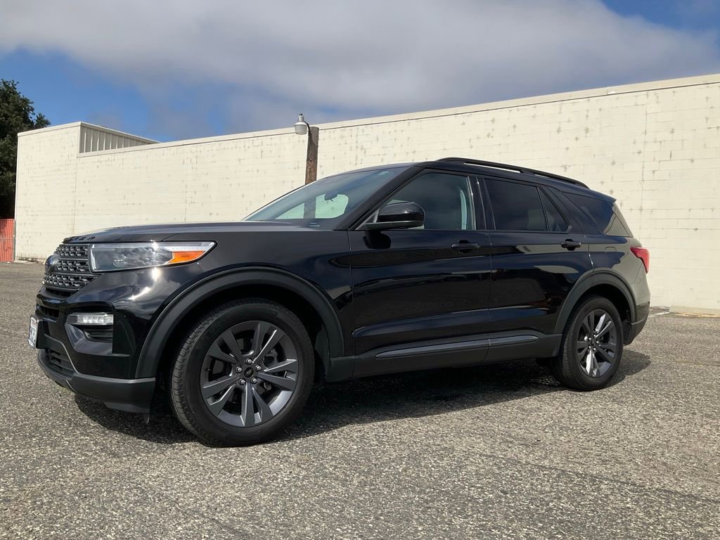 Certified 2024 Ford Explorer XLT w/ Equipment Group 202A image 83