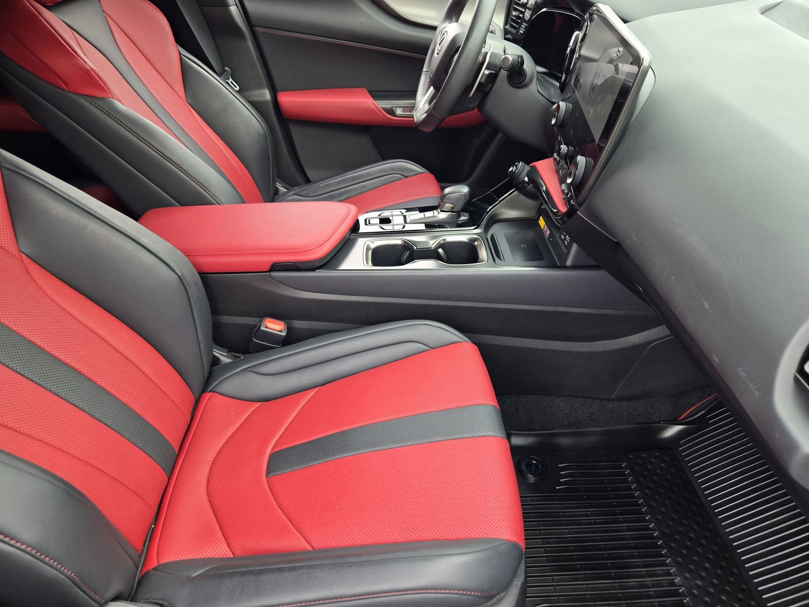 Used 2023 Lexus NX 350 F Sport image 13